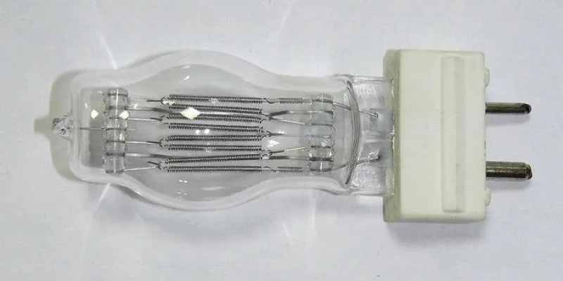 FTM CP72 LEXOR лампа  галогенная студийная 230В/2000 Вт