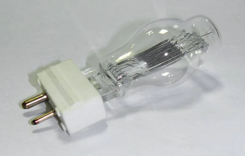 FTM CP72 LEXOR лампа  галогенная студийная 230В/2000 Вт