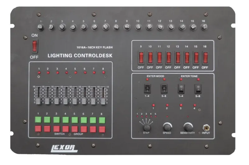 LEXOR SM002 cветовой контроллер 8х1,5кВт